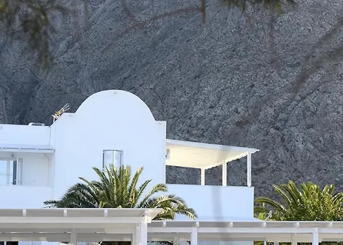 Apartment Blue Sapphire Perissa (Santorini)